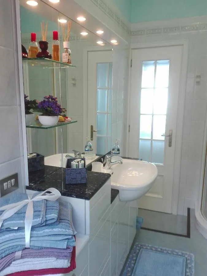 Un Tuffo In Mare Apartment Genoa